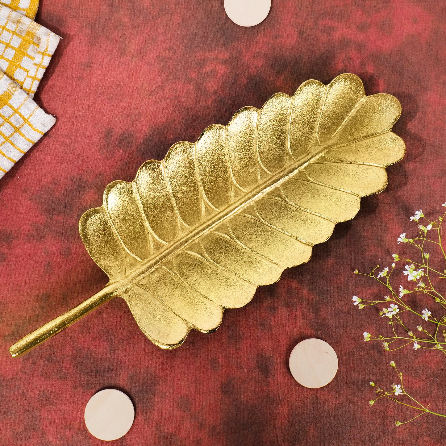 Nature's Elegance: Aluminum Leaf Platter for serving - 18 inch