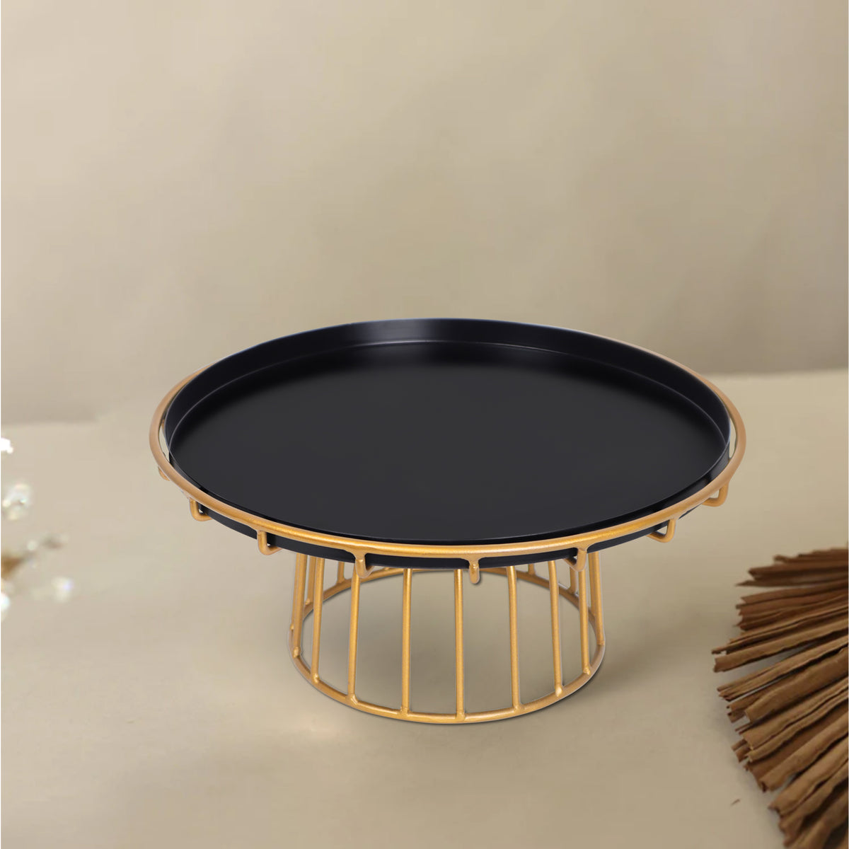 Single Tier Cake Stand, Golden And Black - 10 Inch, Round